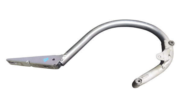 Петля кришки багажника A2047500528 MERCEDES