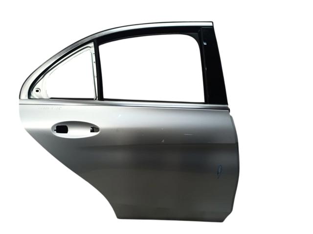 Двері пасажирські задні праві A2057300205 MERCEDES