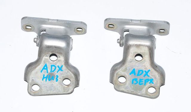 Петля передніх дверей права ALR7862 LAND ROVER