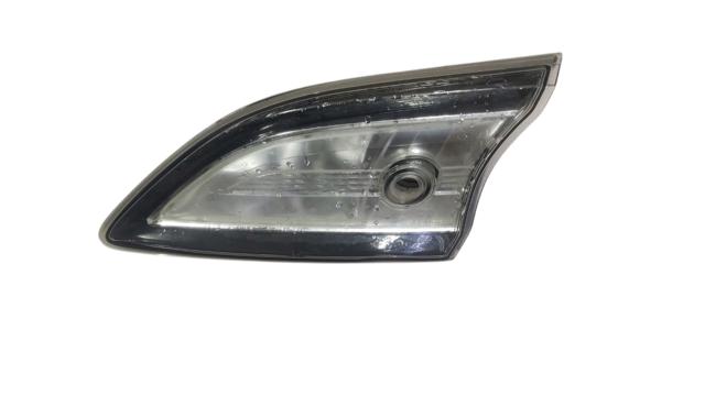 Ліхтар задній внутрішній правий BBN8513F0E MAZDA