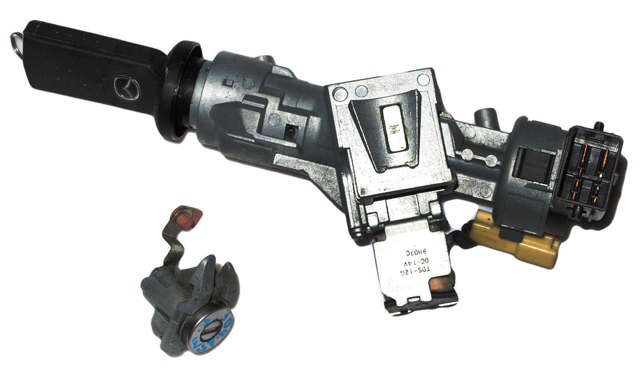 Контактна група замка BP4K66151B MAZDA
