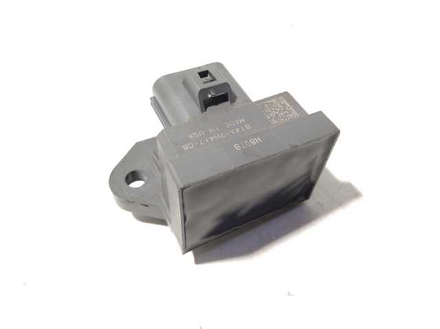 Управління включенням КОМ BT4A7H417CB FORD
