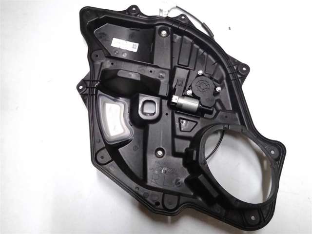 Мотор склопідйомника дверей передніх, правих CM011730 MAZDA