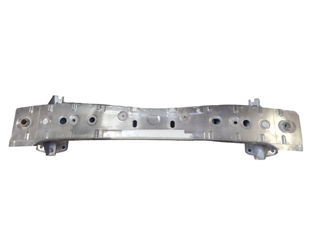 Балка бампера переднього D10E50070 MAZDA