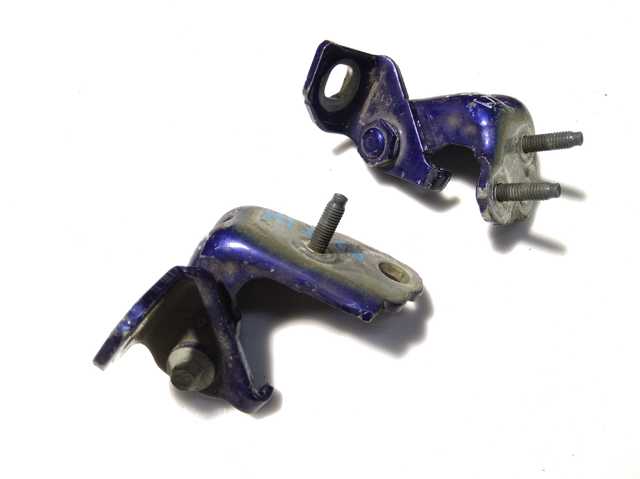 Петля задніх правих дверей DS73F26810AC FORD