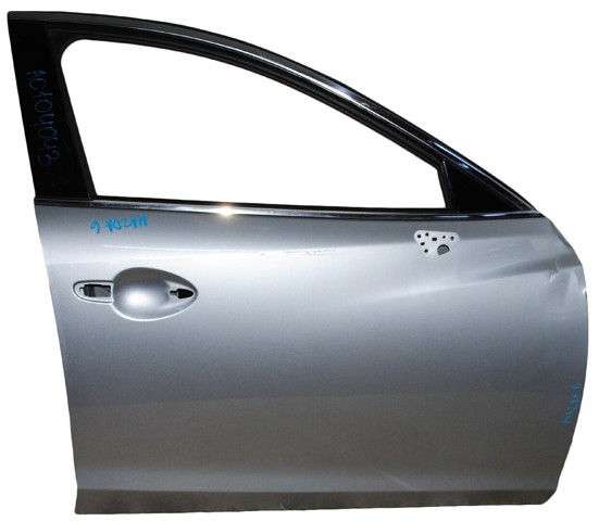 Дверка передня права GHY05802XE MAZDA