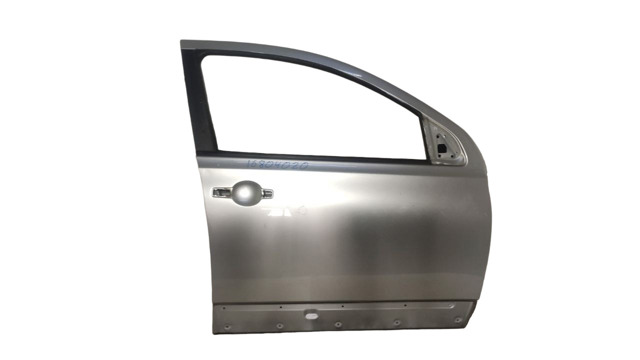 Дверка передня права H0100EY1MA NISSAN