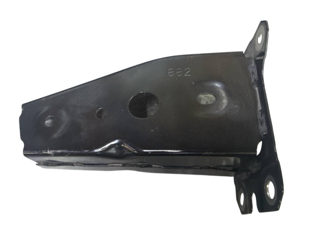 Кронштейн передньої балки KDY03488Y MAZDA