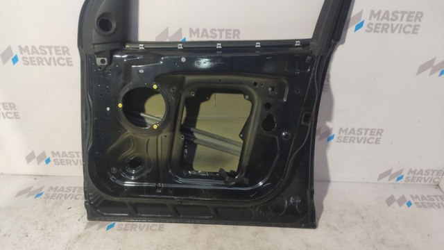 Дверка передня права LR005656 LAND ROVER