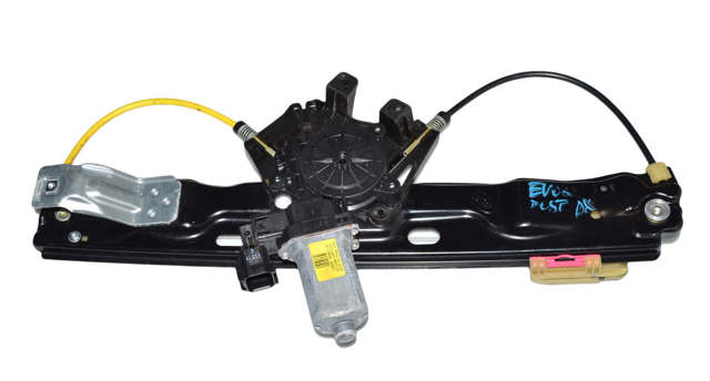 Мотор склопідйомника дверей передніх, правих LR031660 LAND ROVER