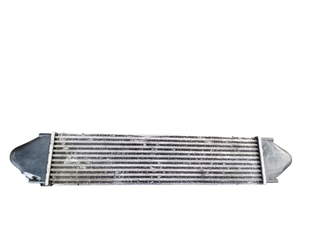 Охолоджувач наддувочного повітря LR031925 LAND ROVER