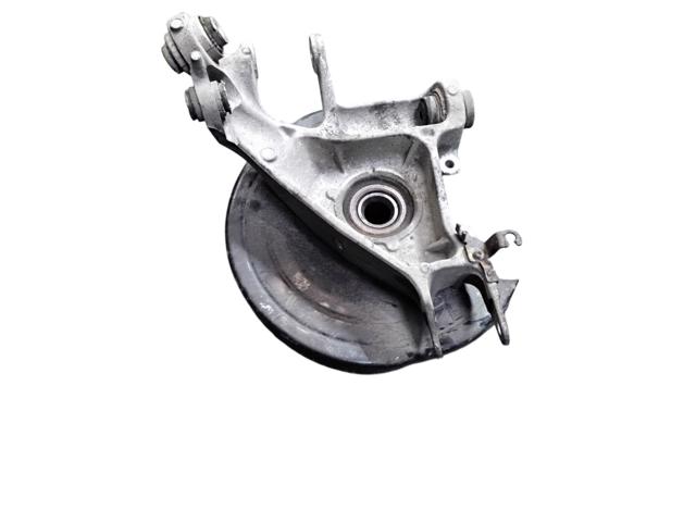 Цапфа поворотна ліва LR043594 LAND ROVER