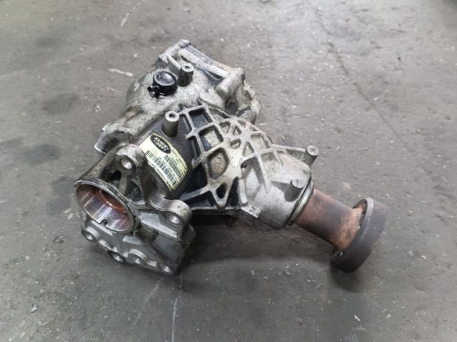 Роздавальна коробка LR051075 LAND ROVER