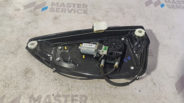 Механізм стеклопод'емника двері задньої, лівої LR060139 LAND ROVER