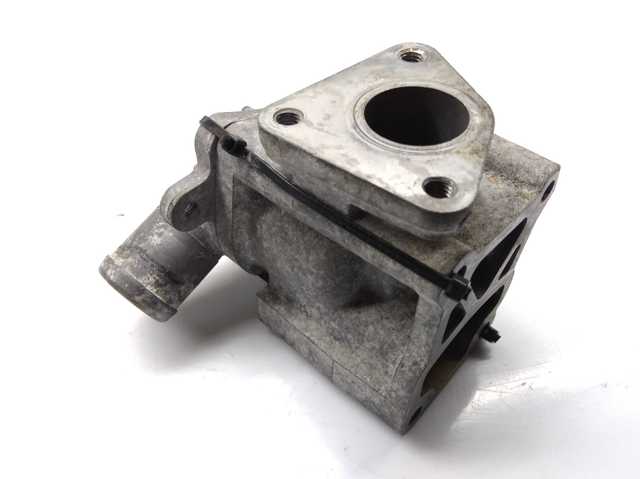 Корпус термостата MD307132 MITSUBISHI