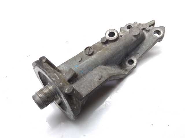 Кронштейн масляного фільтра MD308660 MITSUBISHI