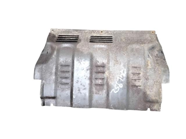 Захист бампера переднього MN136829 MITSUBISHI