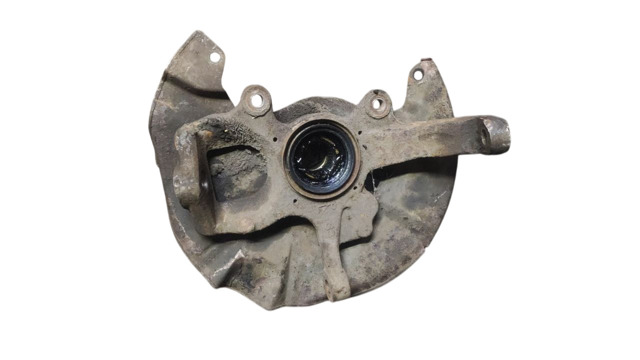 Кулак поворотний передній лівий MR113892 MITSUBISHI