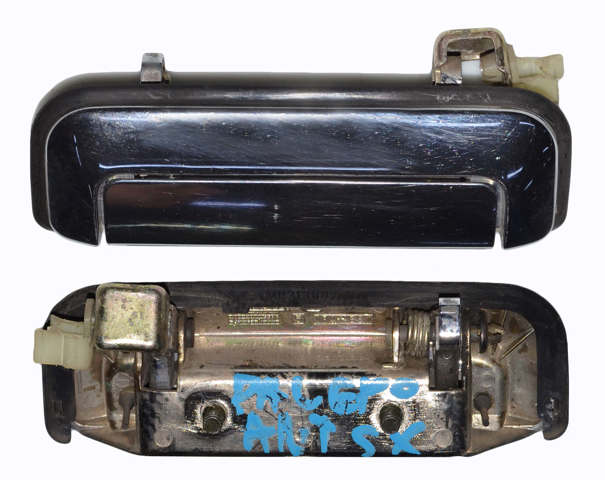 Ручка передньої двері зовнішня ліва MR371041 MITSUBISHI