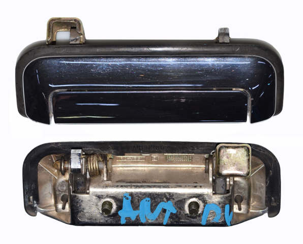 Ручка передніх дверей зовнішня, права MR371042 MITSUBISHI