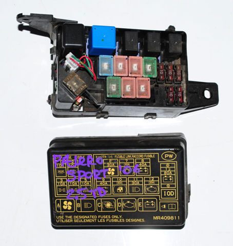 Корпус запобіжників MR372167 MITSUBISHI
