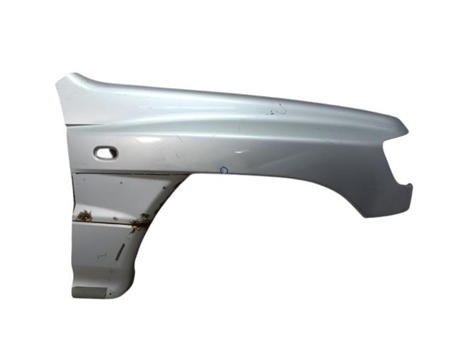 Переднє праве крило MR414482 MITSUBISHI