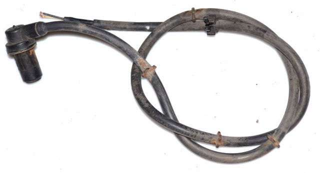 Передній правий датчик абс MR569412 MITSUBISHI