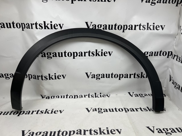 Молдинг задньої арки крила, правий 2GA854820E9B9 VAG