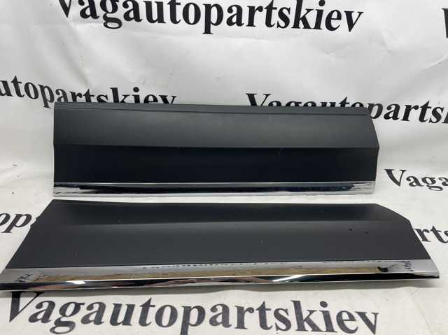 Молдинг задніх лівих дверей, нижній 2GA854949AARYP VAG