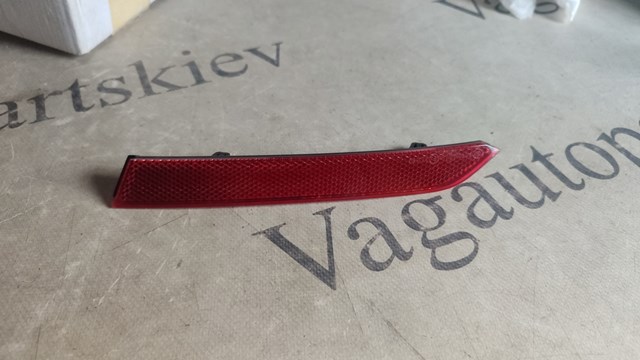Лівий відбивач заднього бампера 3G0945105A VAG