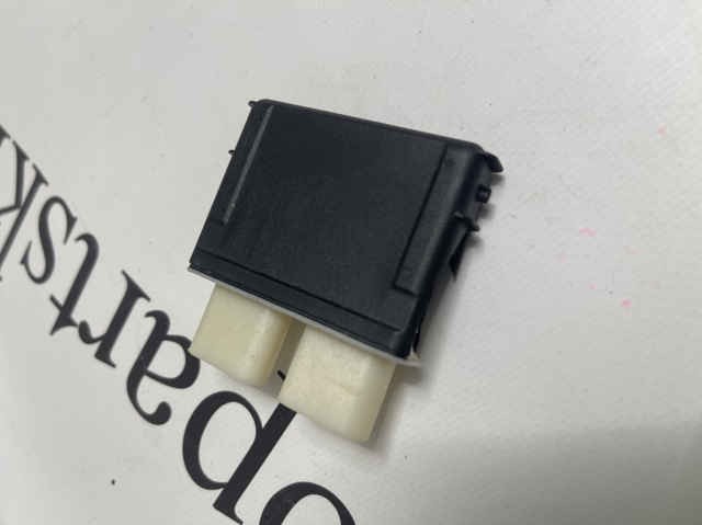 ЕБУ відкриття кришки багажника / двері 3-й (5-й) 3G0962243C VAG