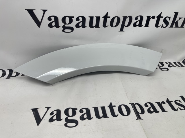 Молдинг задньої арки крила, правий 4KE854820AGRU VAG