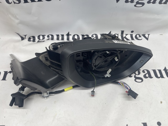 Праве дзеркало заднього виду 4KL857410AC3Q7 VAG
