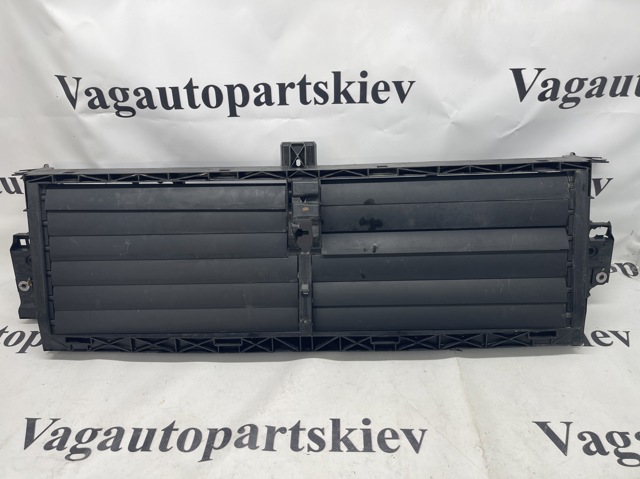 Жалюзі радіатора охолодження 4M0121223A VAG