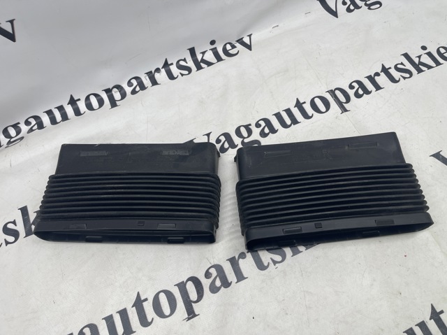 Повітроприймач 4M0129510D VAG
