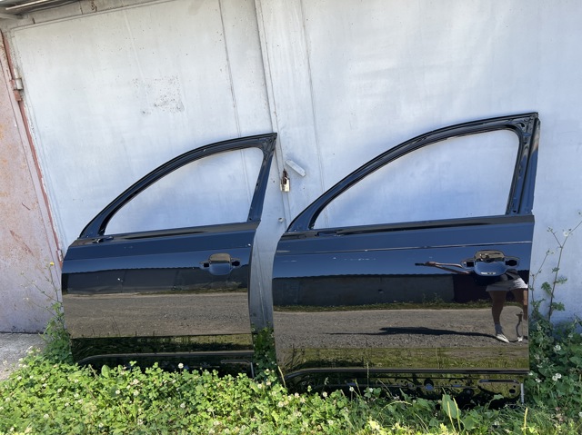 Водійські двері 4M0831051F VAG