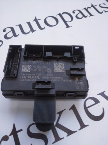Блок комфорту передніх дверей 4M0959793H VAG
