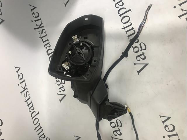Корпус дзеркала заднього виду, правий 4M1857410BH9B9 VAG