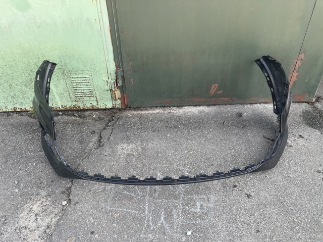 Бампер передній в зборі 4M8807065AGRU VAG