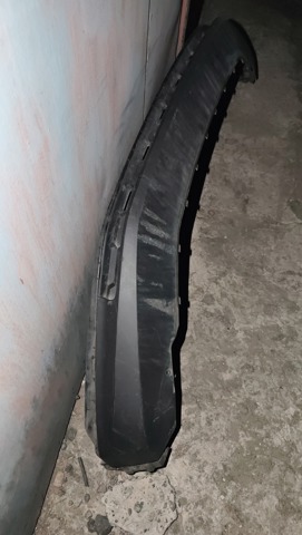 Накладка на передній бампер 5658070619B9 VAG