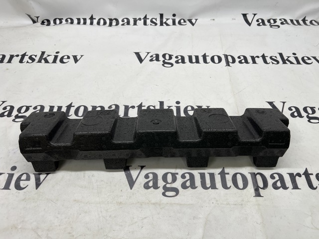 Абсорбер бампера переднього 7LA807551 VAG