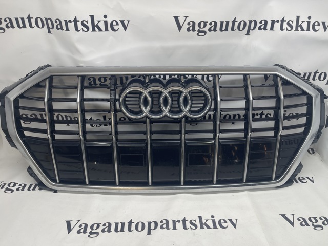 Решітка радіатора 83A853651ERN4 VAG