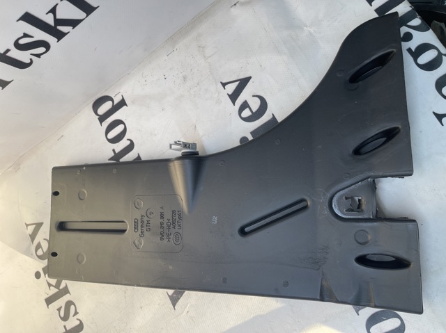 Повітропровід центральний 8W0819801A VAG