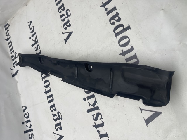 Ущільнювач арки крила 8W0821112 VAG