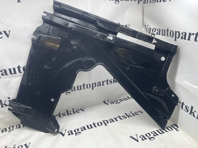 Захист днища, задній правий 8W0825216F VAG