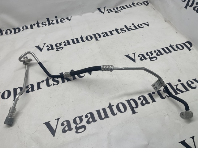 Шланг кондиціонера, від радіатора до випарника 8W1816720 VAG