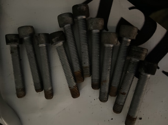 Болт / гайка кріплення N91108201 VAG