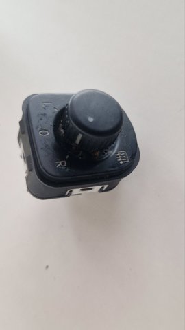 Регулятор дзеркал 1K0959565K VAG