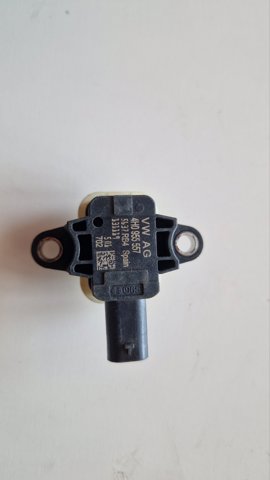 Датчик AIRBAG бічний 4H0955557 VAG