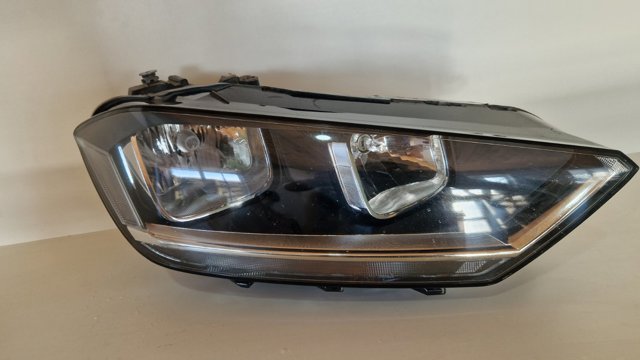 Основна фара - вставка 517941006B VAG
